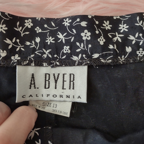 90s vintage black and white floral skirt by A. Byer California - Picture 2 of 5